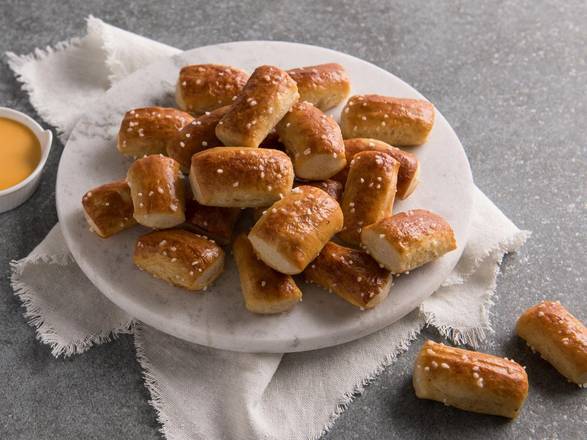 Order Original Pretzel Nuggets food online from Auntie Anne's store, Lee County on bringmethat.com