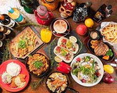 ザキャンプ カフェアンドグリル THE CAMP CAFE&GRILL