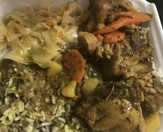Order Curry Chicken food online from Royale Cafe store, Jacksonville on bringmethat.com