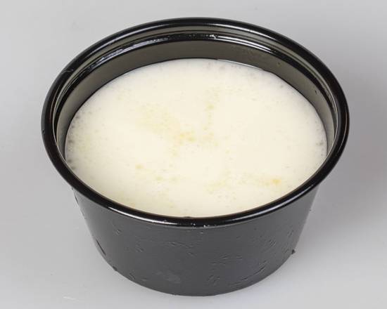 Order GARLIC SAUCE SIDE 3 OZ food online from Francisca Charcoal Chicken & Meats store, Miami Lakes on bringmethat.com