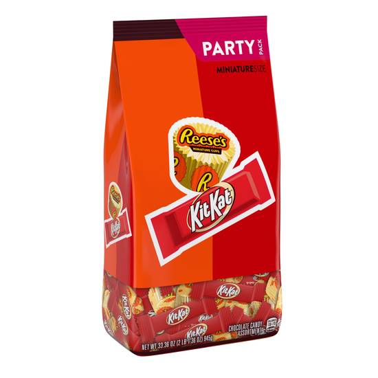 Order Hershey's Party Bag Reeses & Kit Kat Assorment Chocolate Mix, 35.12 OZ food online from Cvs store, WAKEFIELD on bringmethat.com