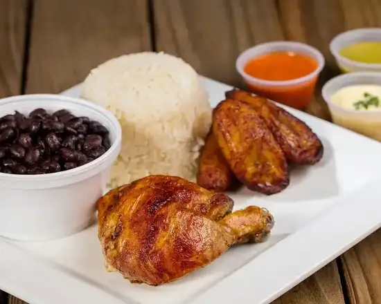 Order 2. ¼ Chicken food online from La Granja store, Hollywood on bringmethat.com
