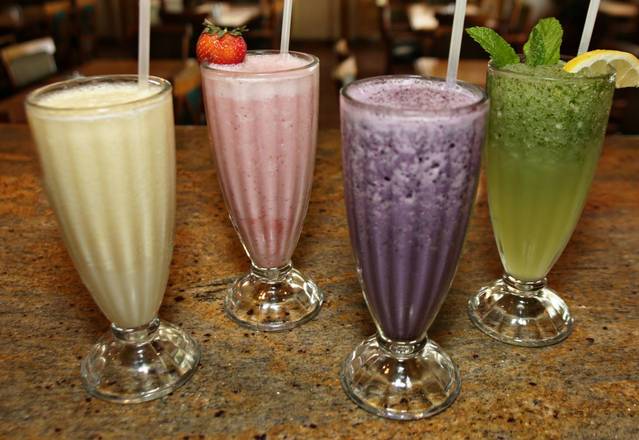 Order Mint Lemonade food online from Cafe Layal store, HOUSTON on bringmethat.com