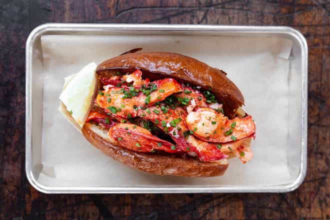 Order Lobster Roll food online from Broad Street Oyster Company store, Malibu on bringmethat.com