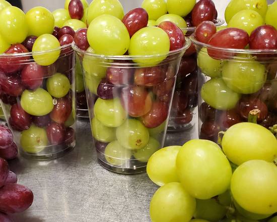 Order Cup of Grapes food online from Long Island Bagel Cafe store, Bellmore on bringmethat.com