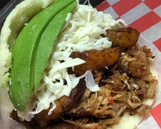 Order Arepa Mil Sabores food online from Mil Sabores store, Bridgeport on bringmethat.com