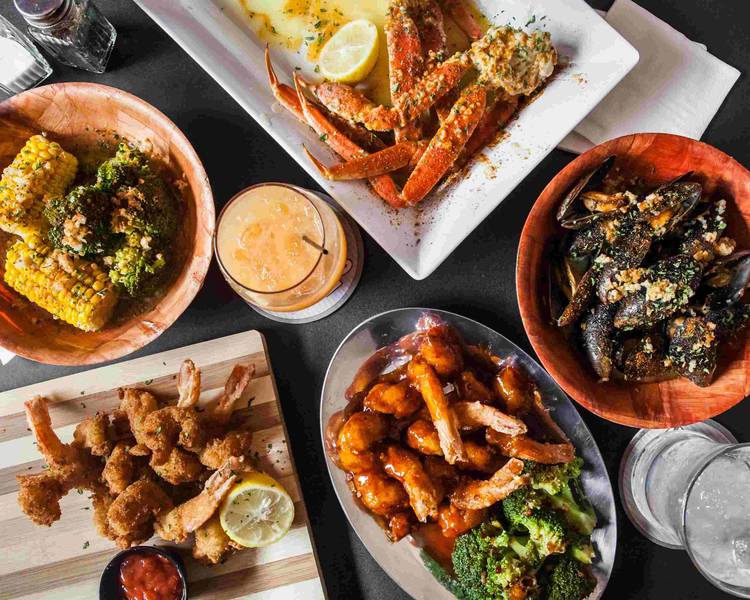 Order Crab King Cajun Boil and Bar Menu Delivery【Menu & Prices】 Oak Lawn Uber Eats