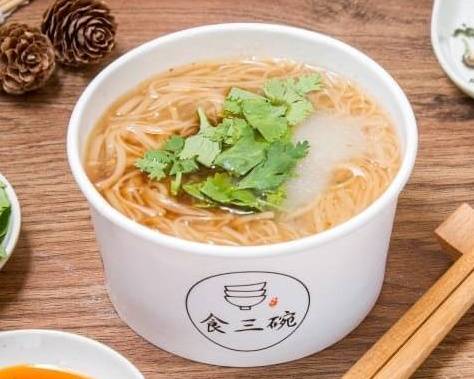 食三碗手工麵線